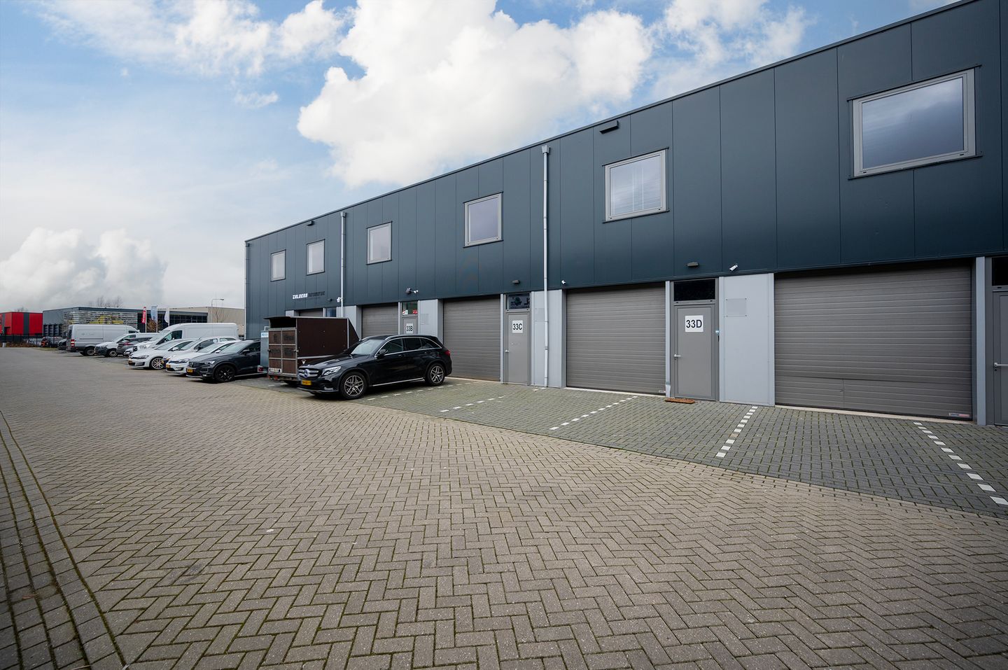 View photo 2 of Koningsbeltweg 33-C