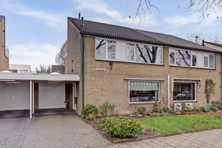 Photo 4 of Houtduiflaan 12