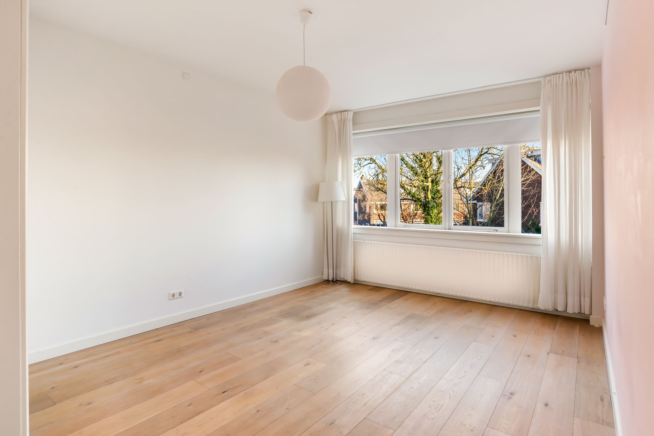 Photo 12 of Johan Verhulstweg 14