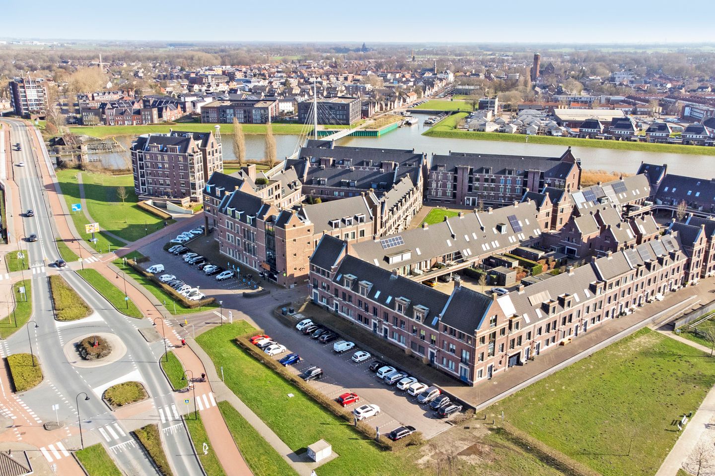 Photo 44 of Terreplein 2