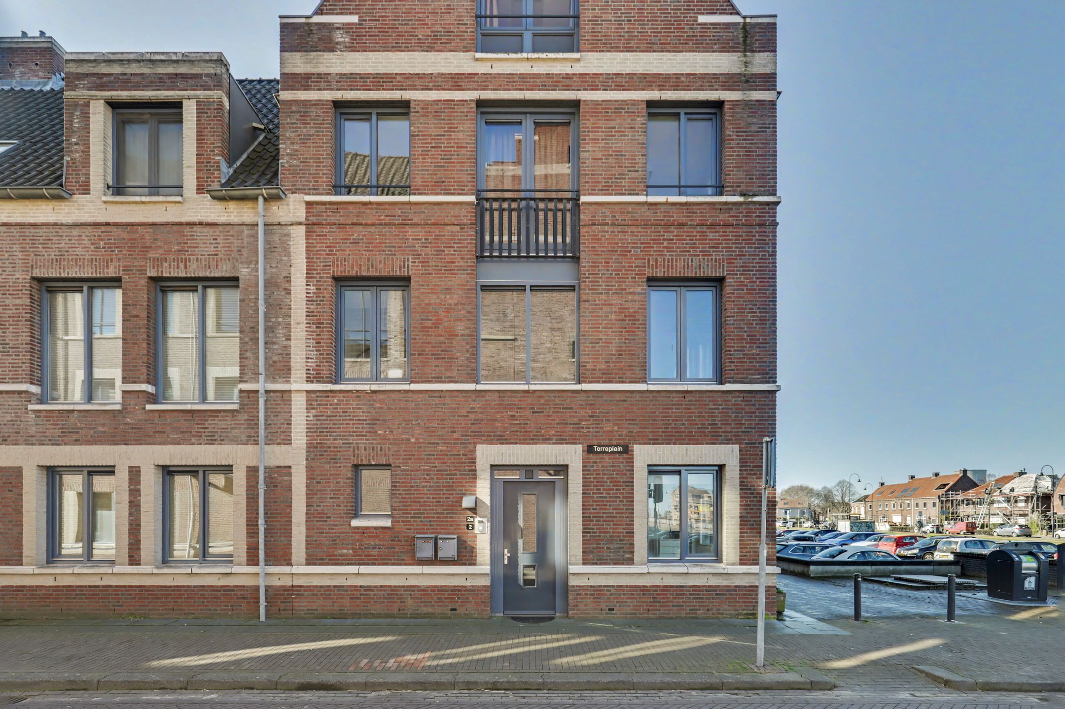 Photo 33 of Terreplein 2