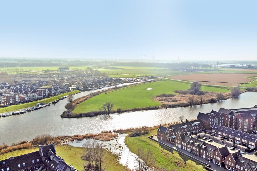 Photo 47 of Terreplein 2