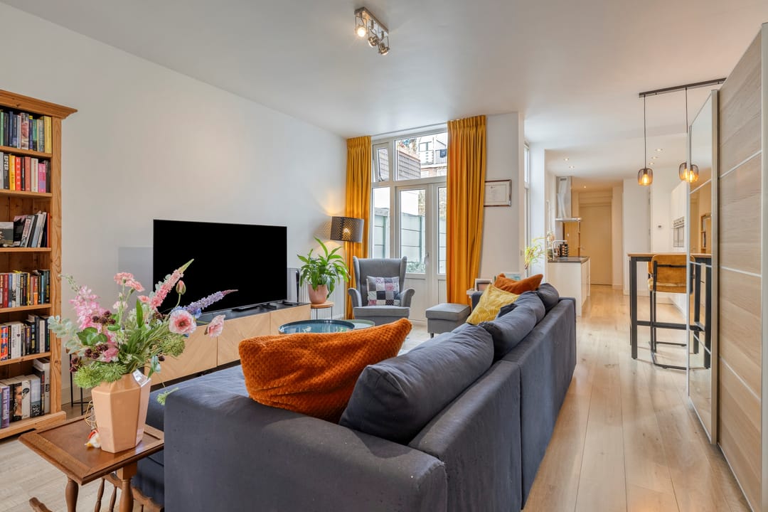 Foto 13 van Govert Bidloostraat 122