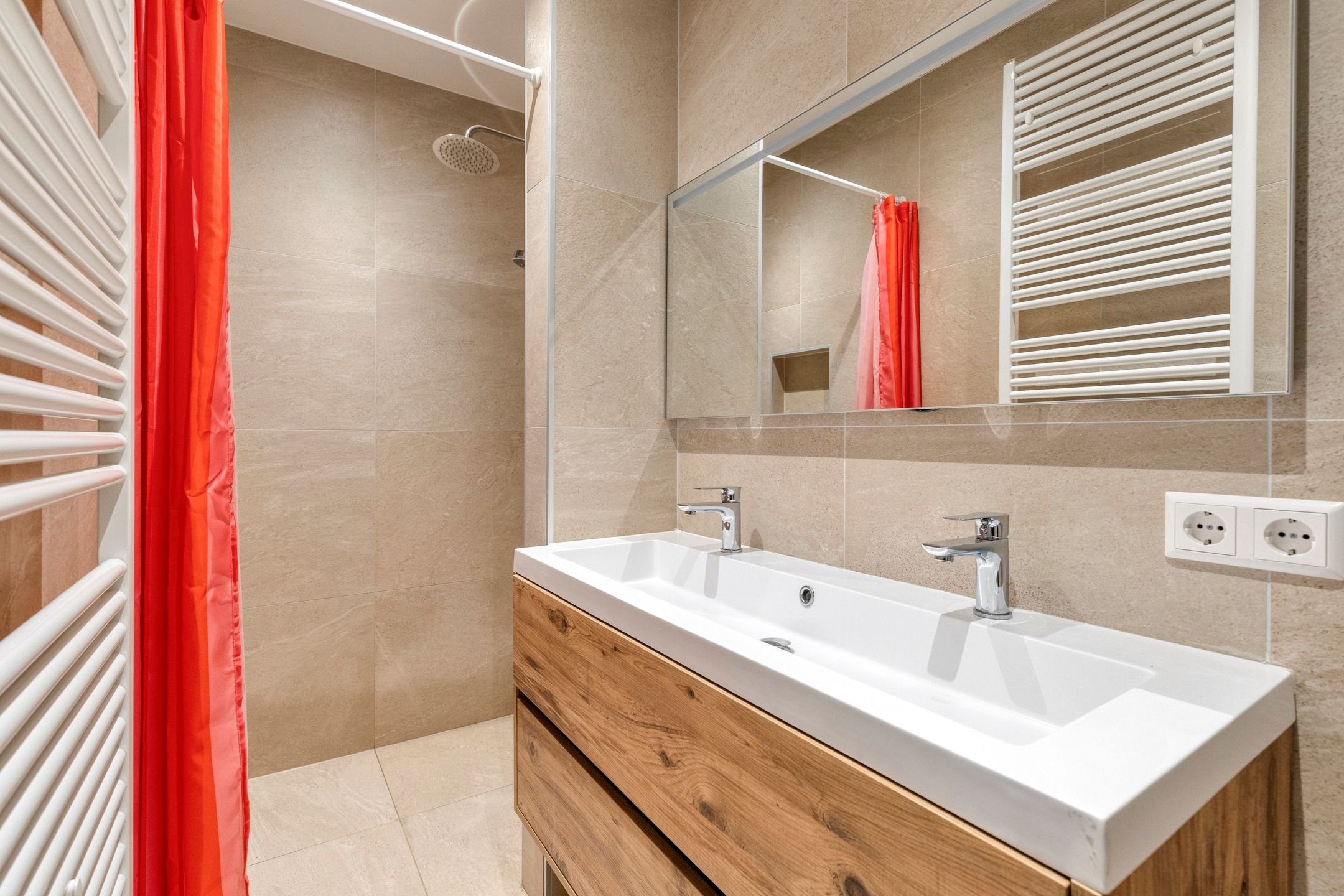 Foto 18 van Govert Bidloostraat 122