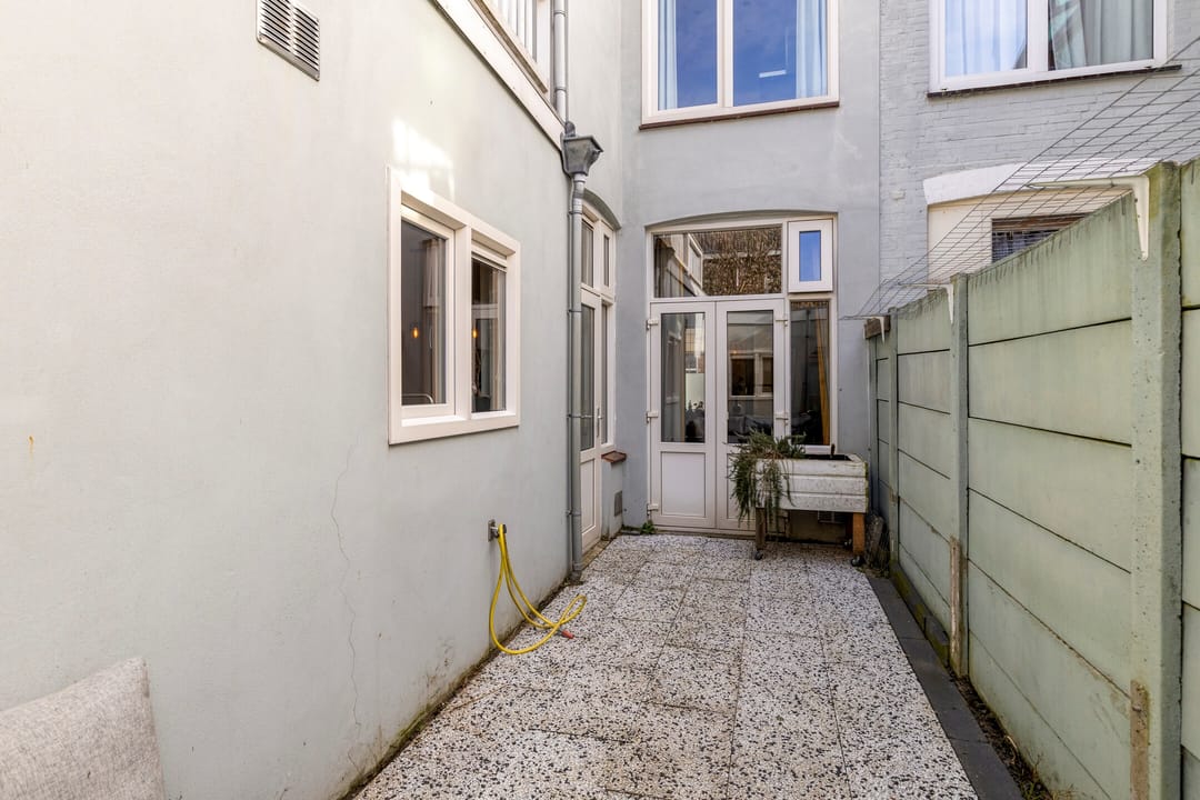 Foto 22 van Govert Bidloostraat 122