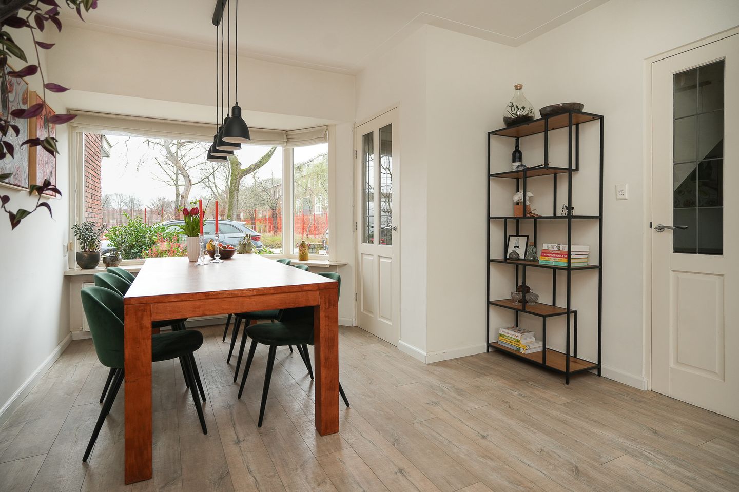 Foto 10 van Den Brielstraat 8