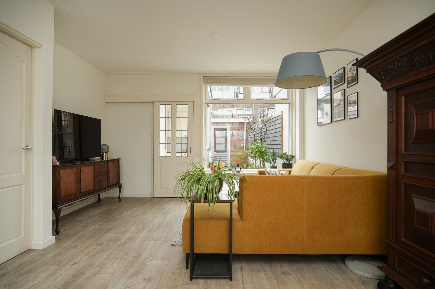 Foto 14 van Den Brielstraat 8