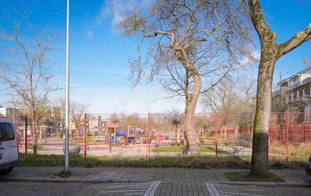 Foto 43 van Den Brielstraat 8