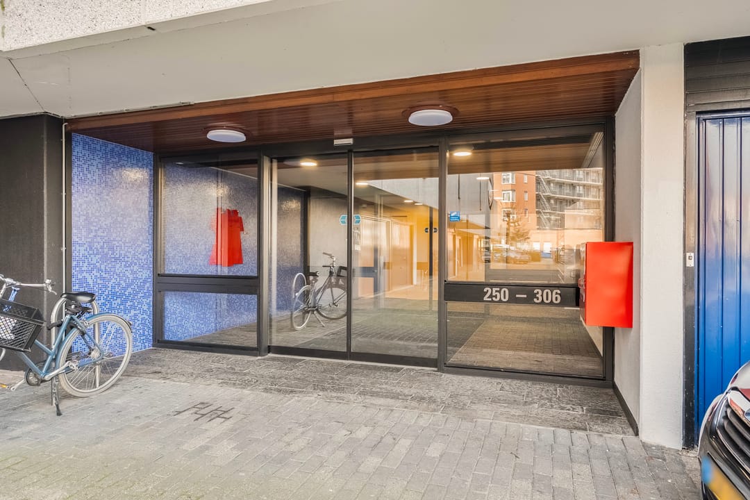 Photo 37 of Oostmaaslaan 270