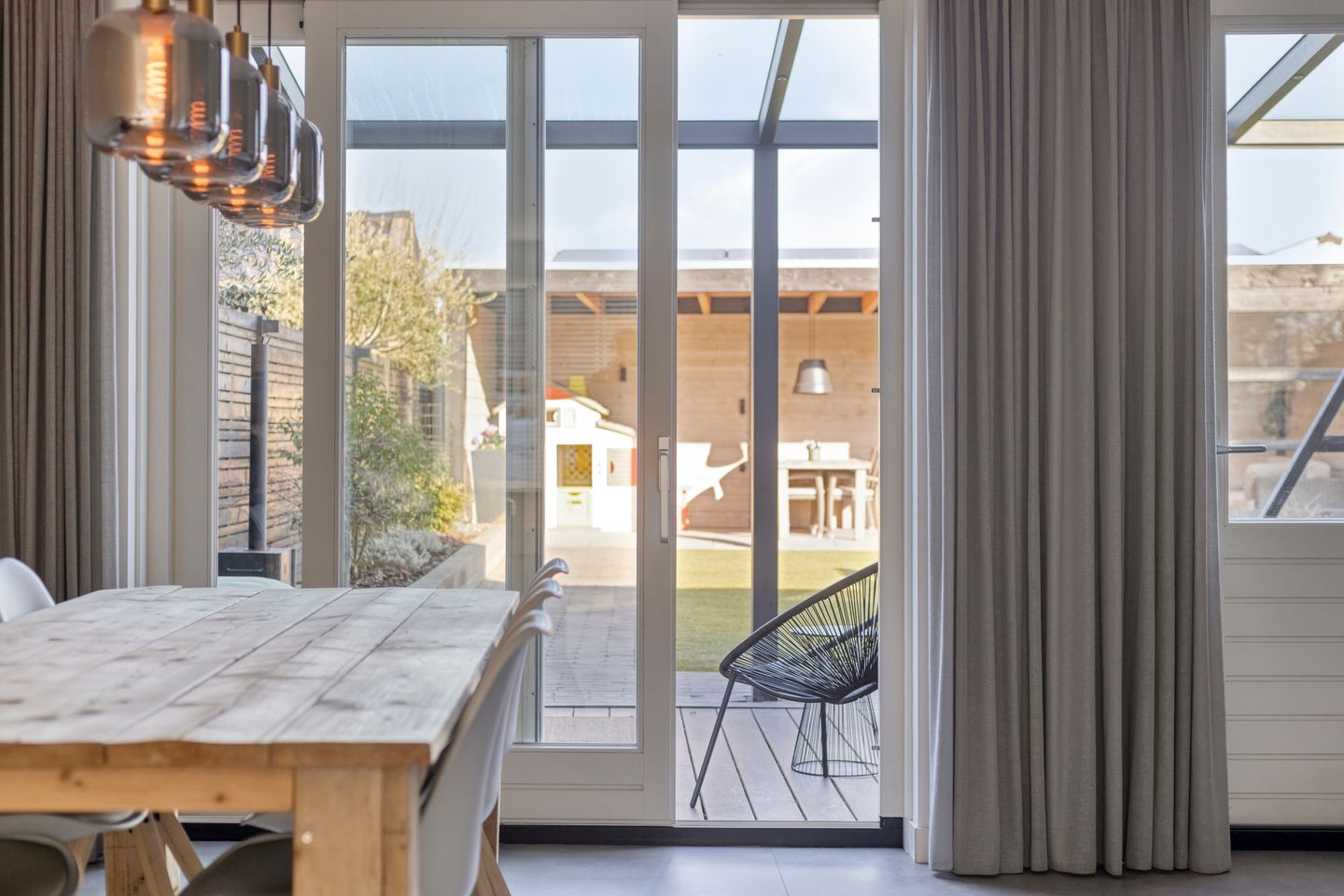 Modern Family Home with 4 Bedrooms, Energy Label A+ and Sunny Garden — 16