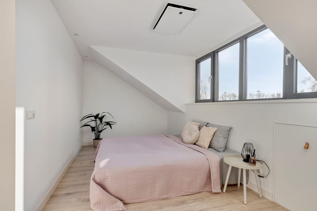 Modern Family Home with 4 Bedrooms, Energy Label A+ and Sunny Garden — 32