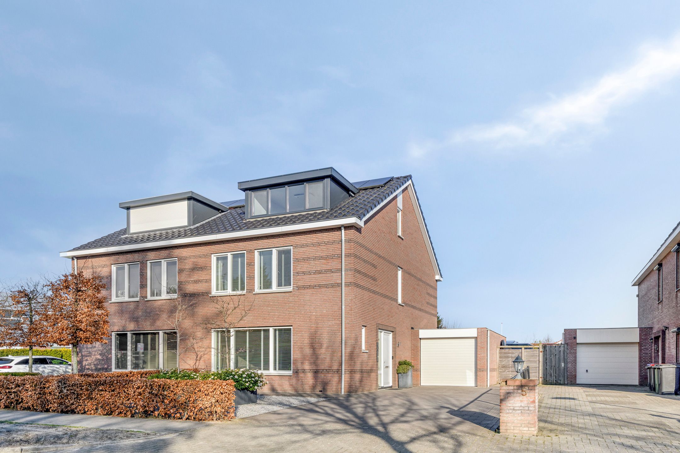 Modern Family Home with 4 Bedrooms, Energy Label A+ and Sunny Garden — 48