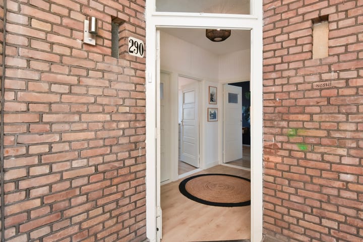 Photo 2 of Valkenboskade 290