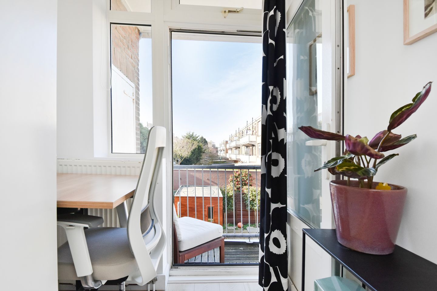 Foto 20 van Valkenboskade 290