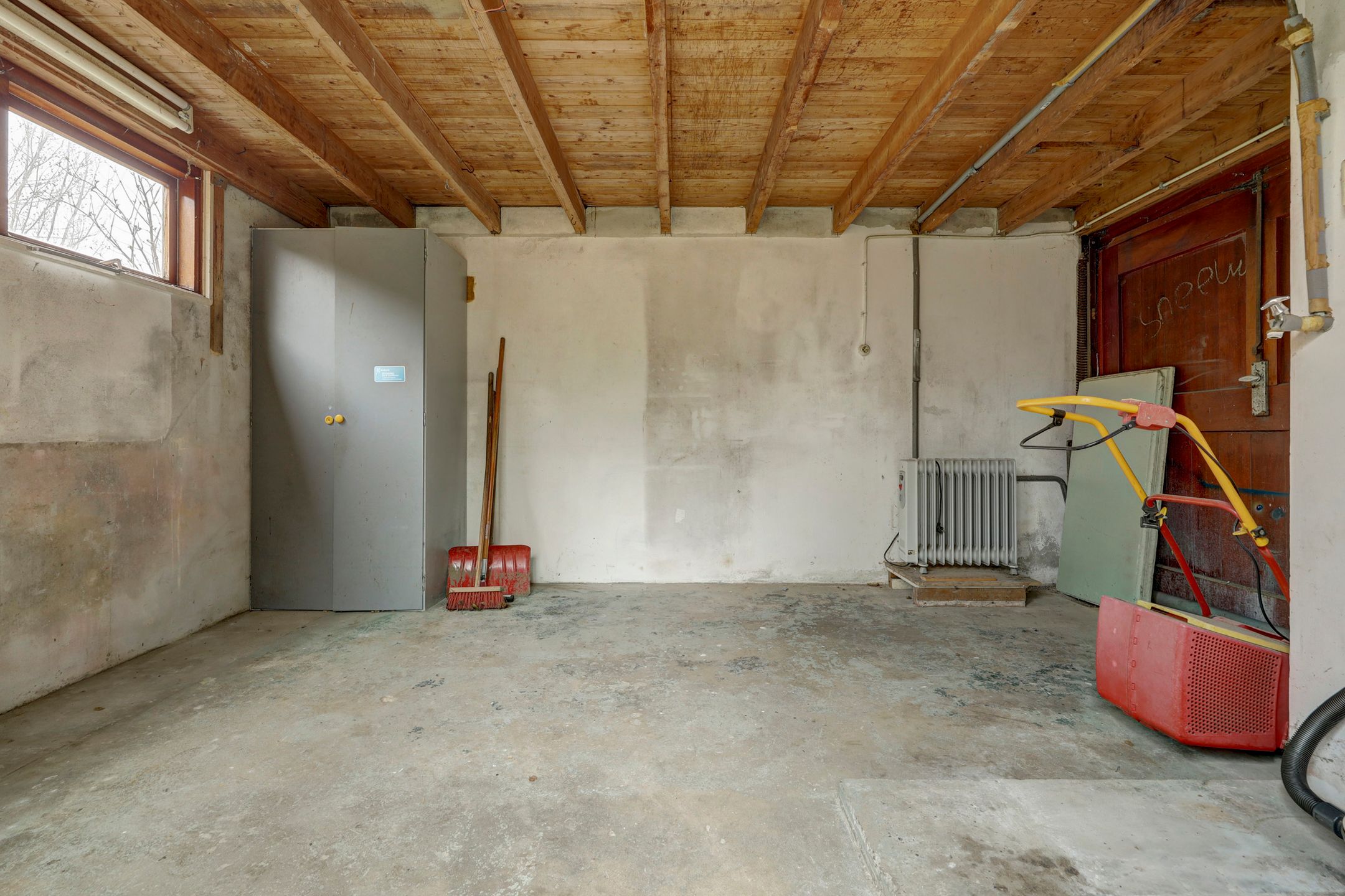 Detached House with Character and Potential in Burgh-Haamstede — 26