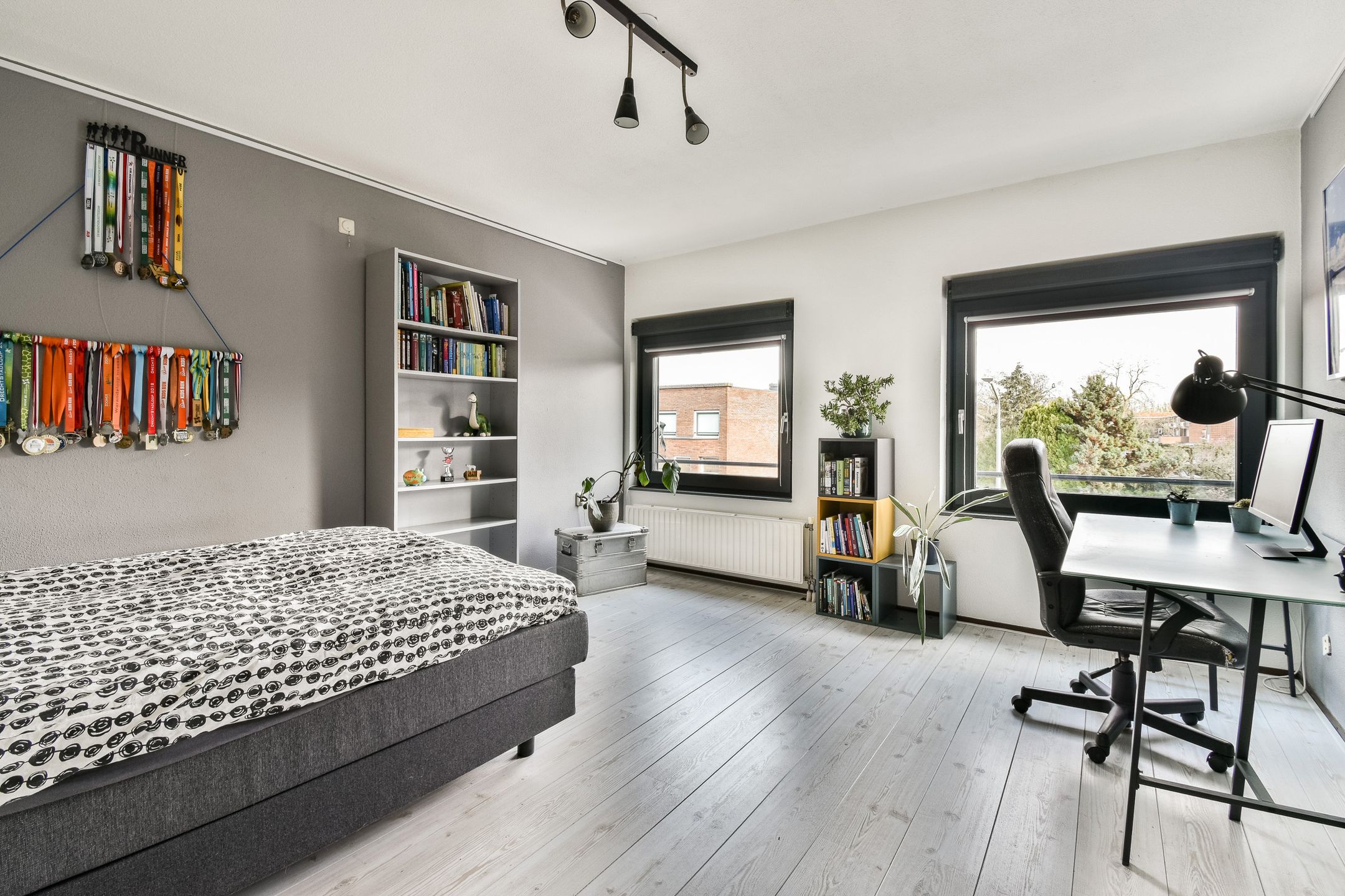 Photo 15 of Eemsteynstraat 63