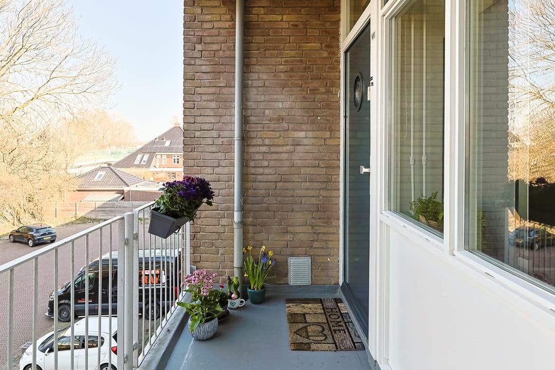 Foto 8 van Frederik Hendrikstraat 122