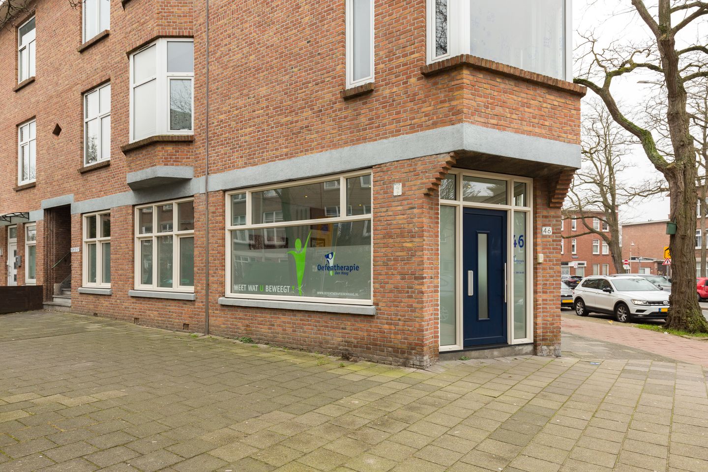 Bekijk foto 2 van Van Musschenbroekstraat 46