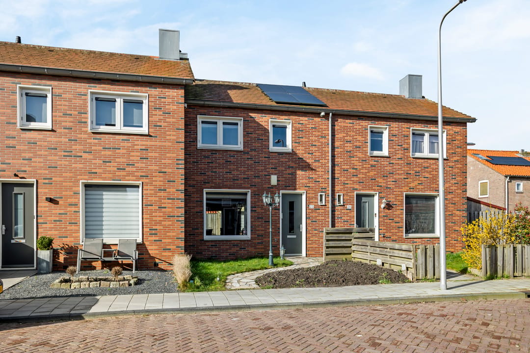 Photo 1 of Dr Poelsstraat 22