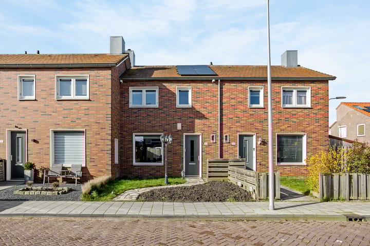 Foto 4 van Dr Poelsstraat 22