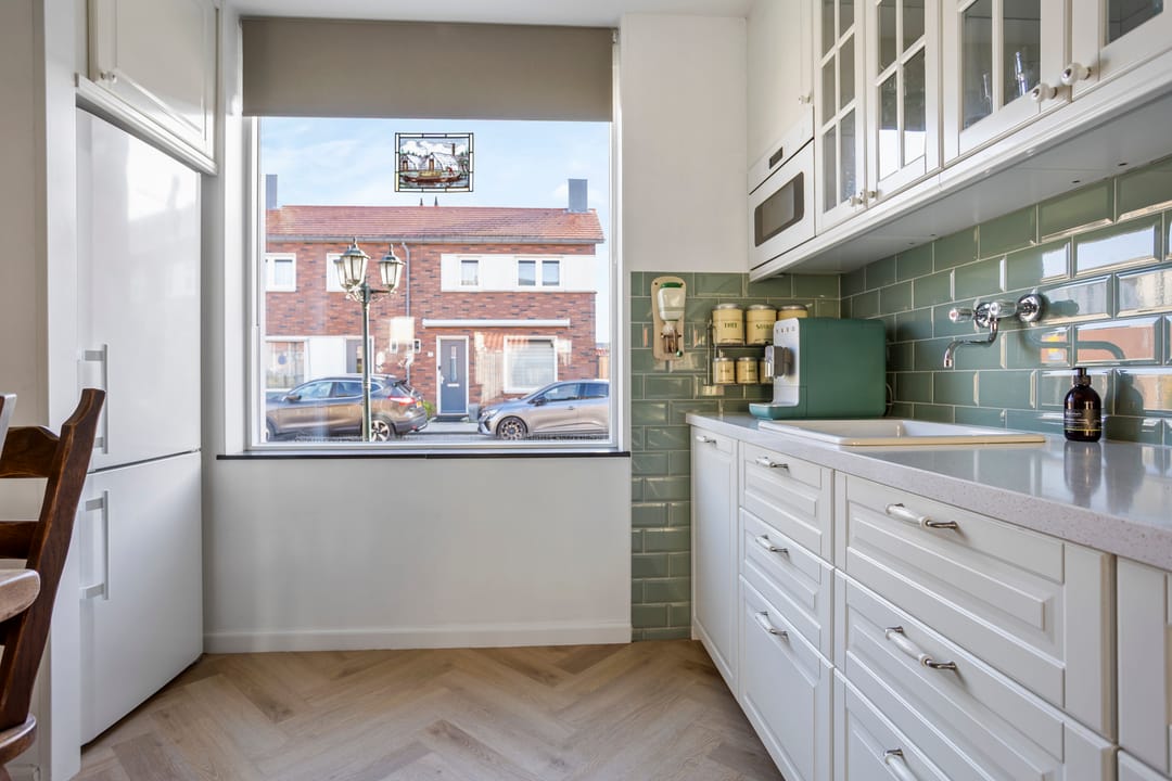 Photo 22 of Dr Poelsstraat 22
