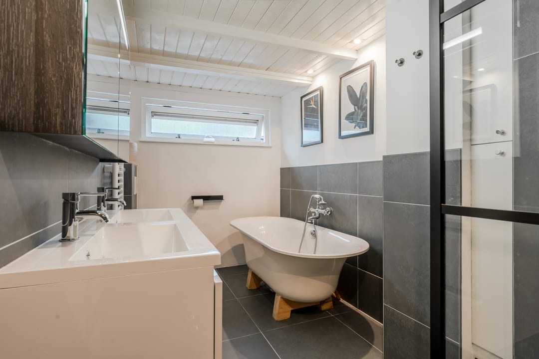 Photo 32 of Tweede Hogerwoerddwarsstraat 39