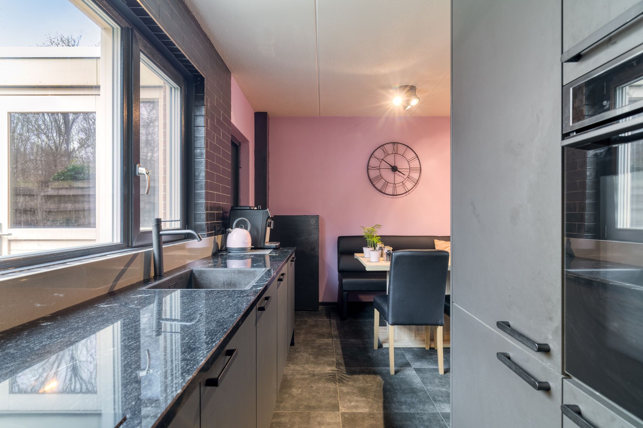 Foto 36 van Singellaan 57