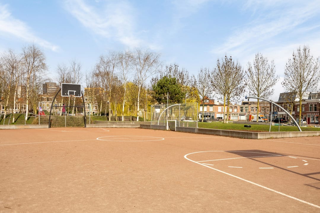 Foto 31 van Julianastraat 6