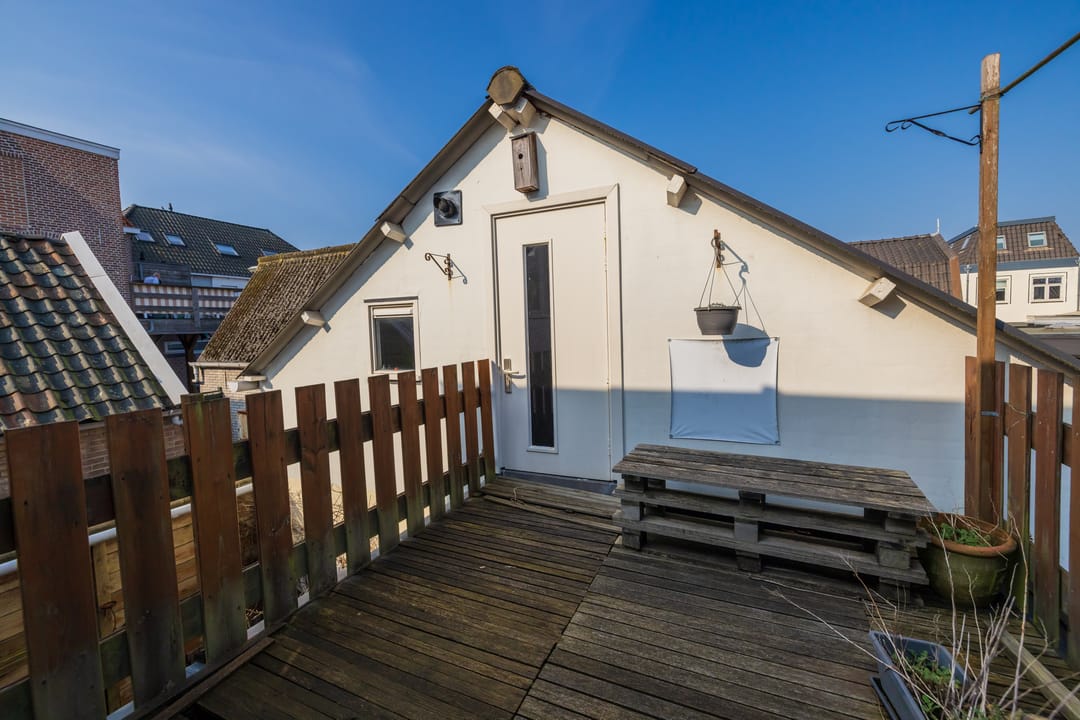 Foto 22 van van der Veldstraat 1