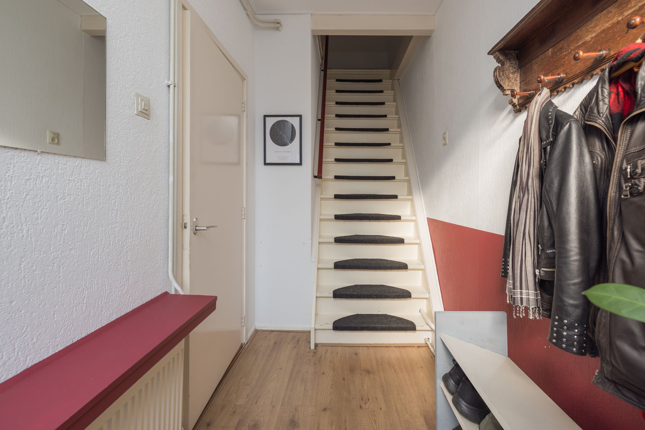 Foto 24 van van der Veldstraat 1