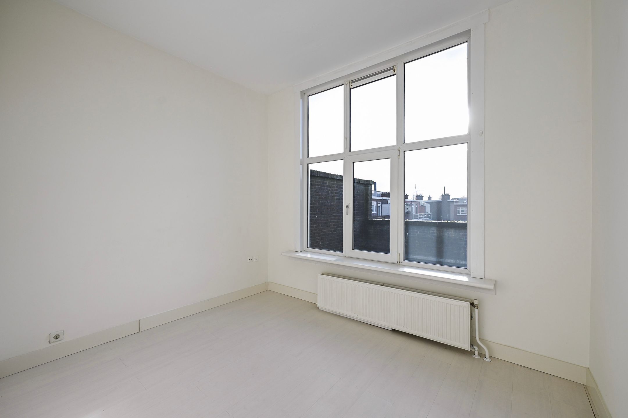 Photo 15 of van Naeltwijckstraat 82