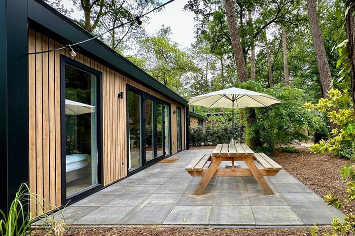 Photo 2 of Groenenlaantje 25-12