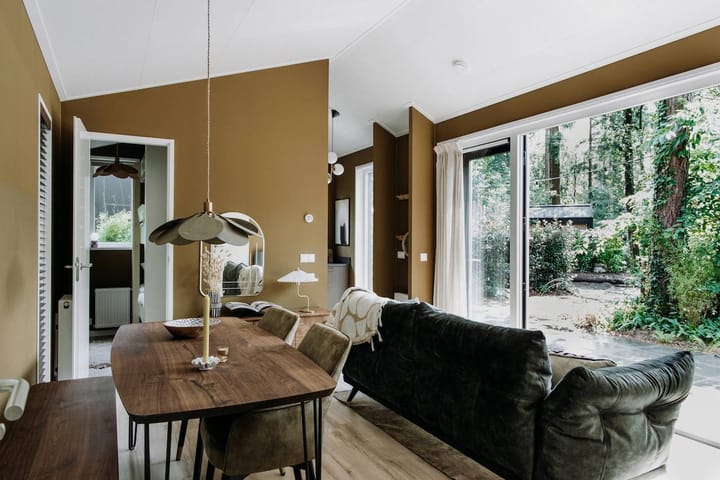 Photo 4 of Groenenlaantje 25-12