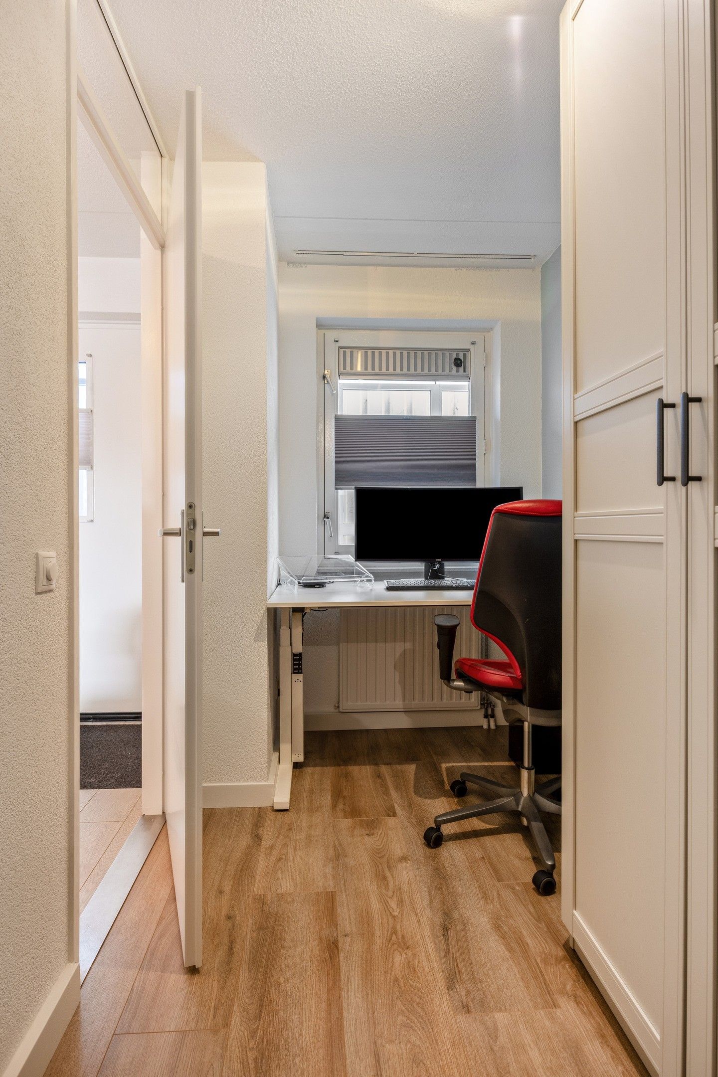 Photo 24 of Dokter Stapenséastraat 11