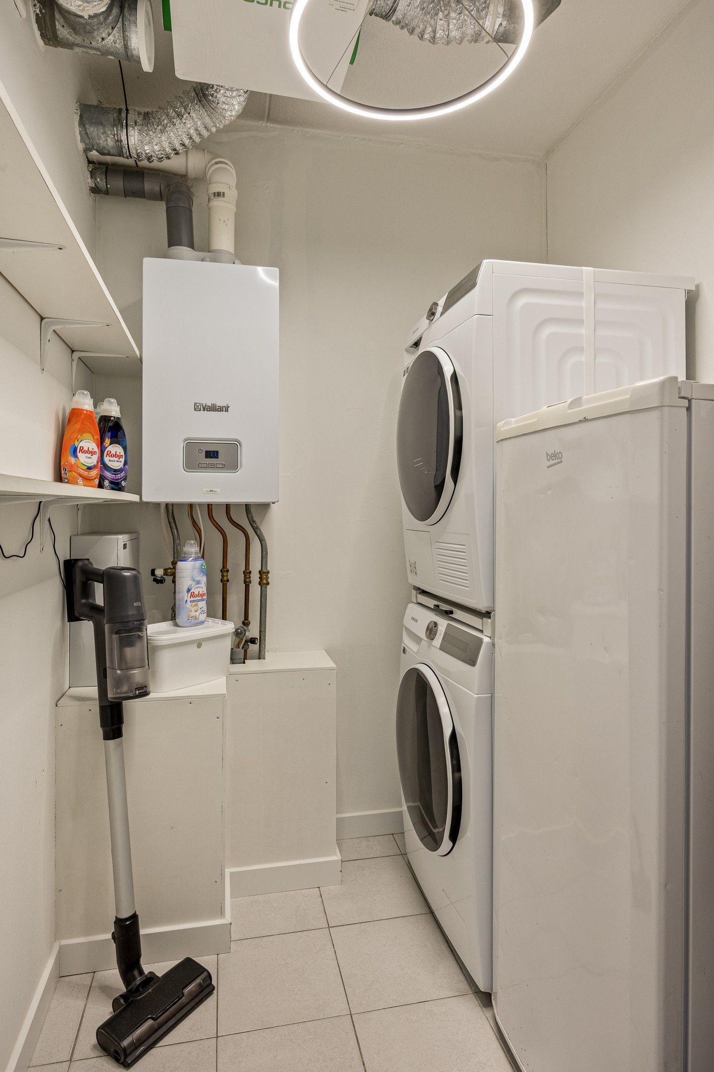 Photo 33 of Dokter Stapenséastraat 11