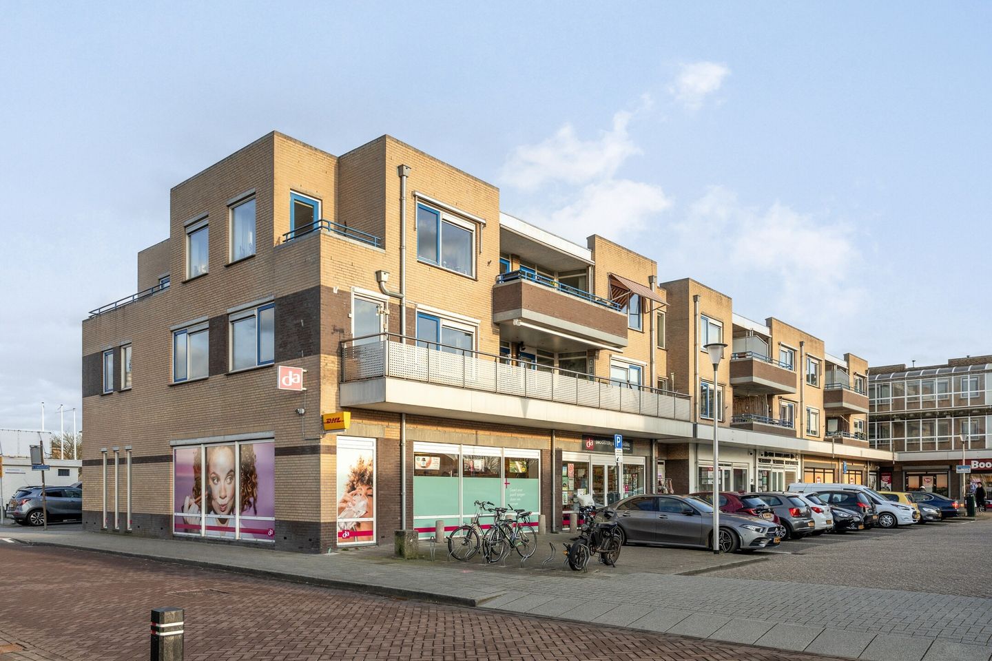 Photo 40 of Dokter Stapenséastraat 11