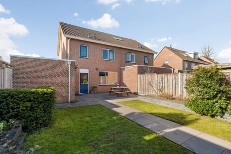 Reiger 94 tertiary image