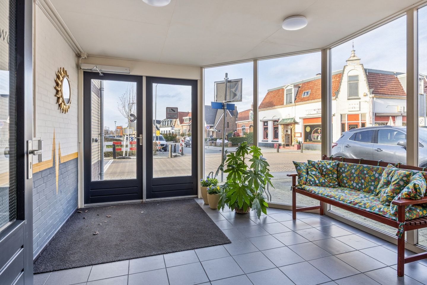 Photo 5 of Dokter Stapenséastraat 11