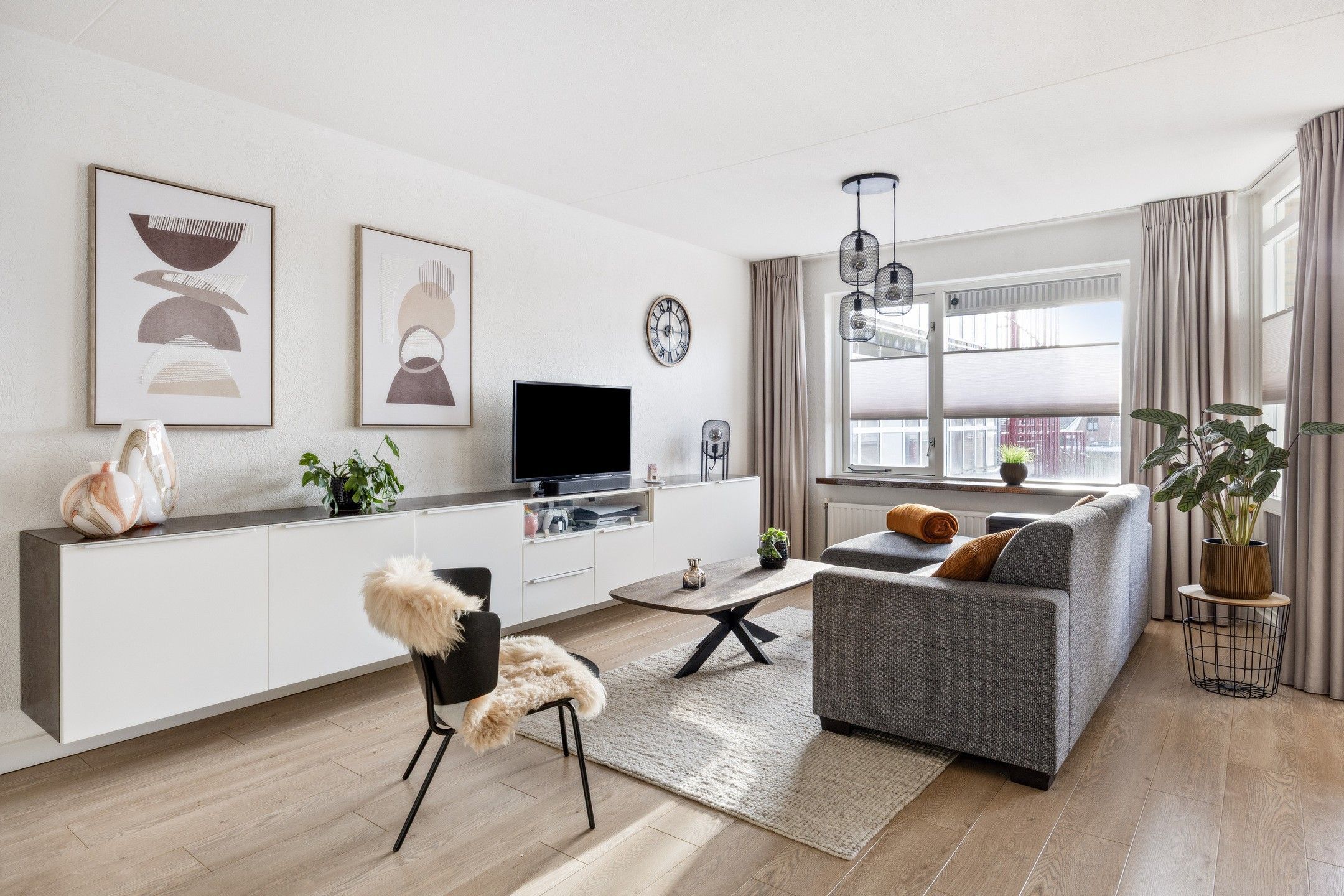 Photo 15 of Dokter Stapenséastraat 11