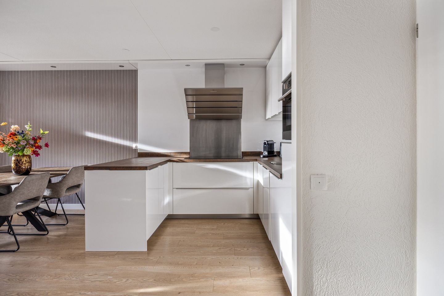 Photo 19 of Dokter Stapenséastraat 11