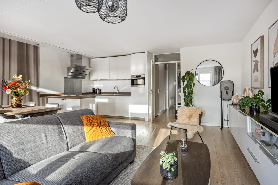 Photo 16 of Dokter Stapenséastraat 11