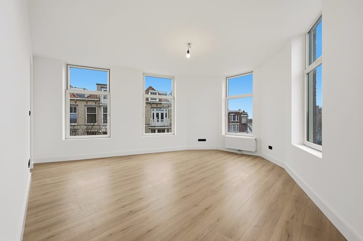 Photo 3 of Weimarstraat 347