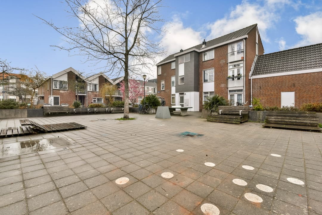 Photo 23 of Van Marumstraat 32