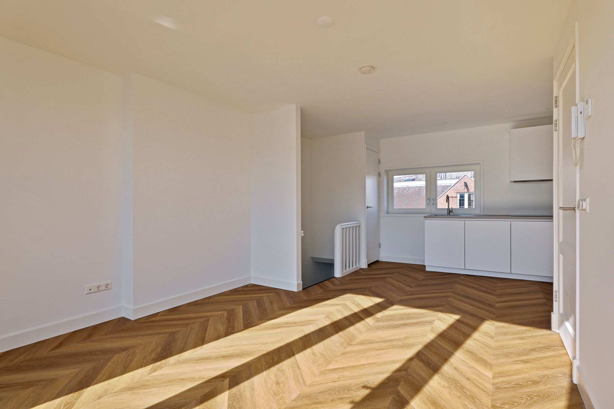 Foto 12 van Cornelis Trooststraat 64-4