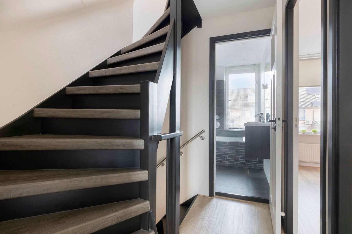 Foto 14 van Tolgaarderlaan 17