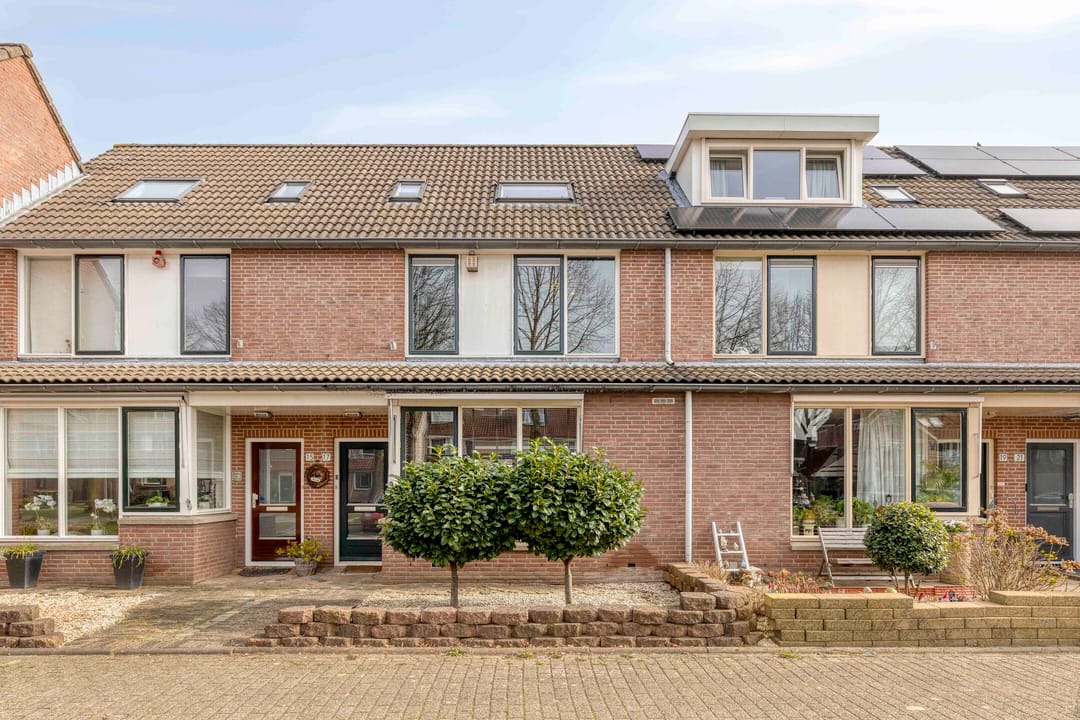 Foto 32 van Tolgaarderlaan 17