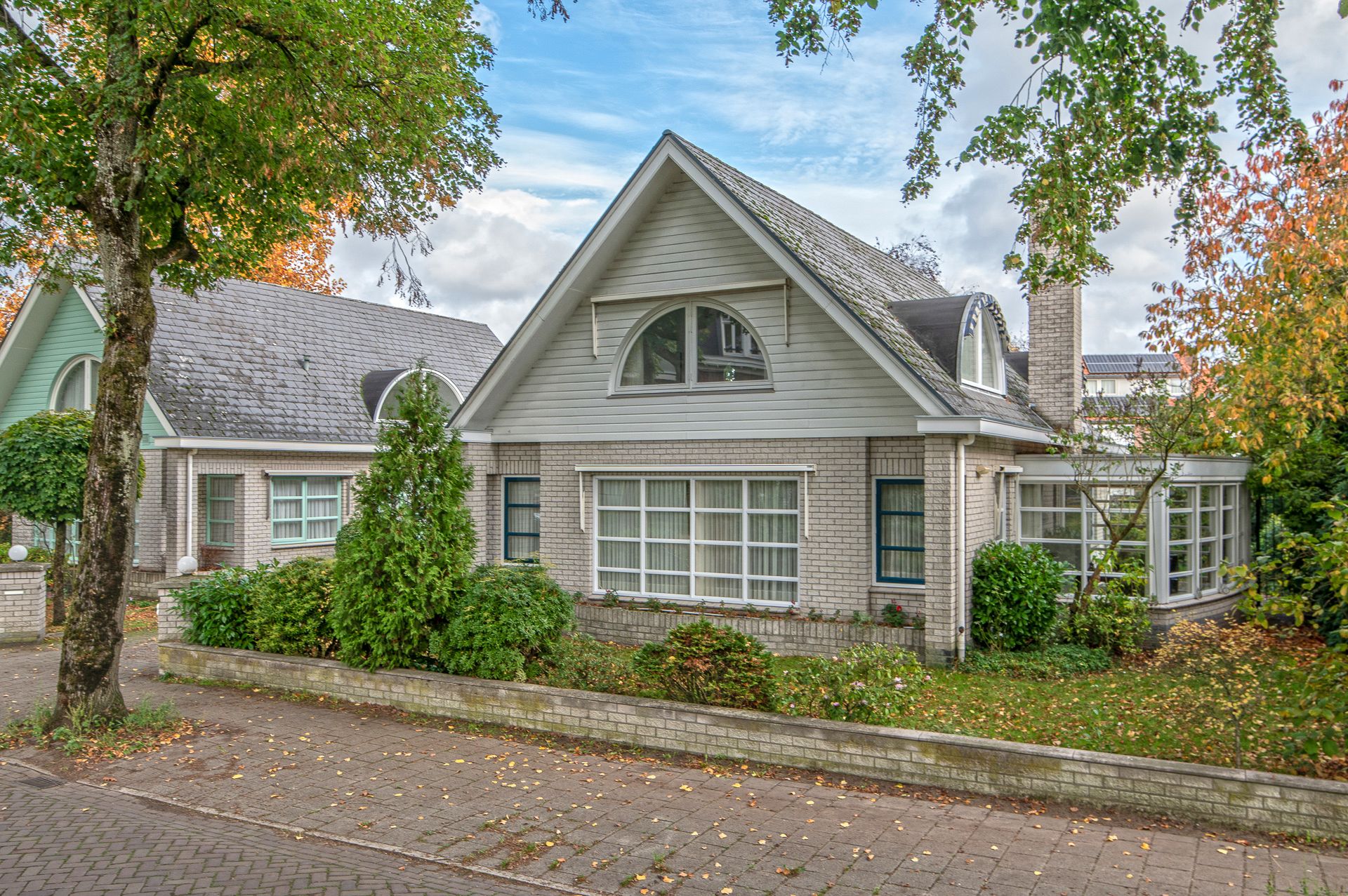 Buying a house in The Netherlands., Burgemeester Uijenstraat 3