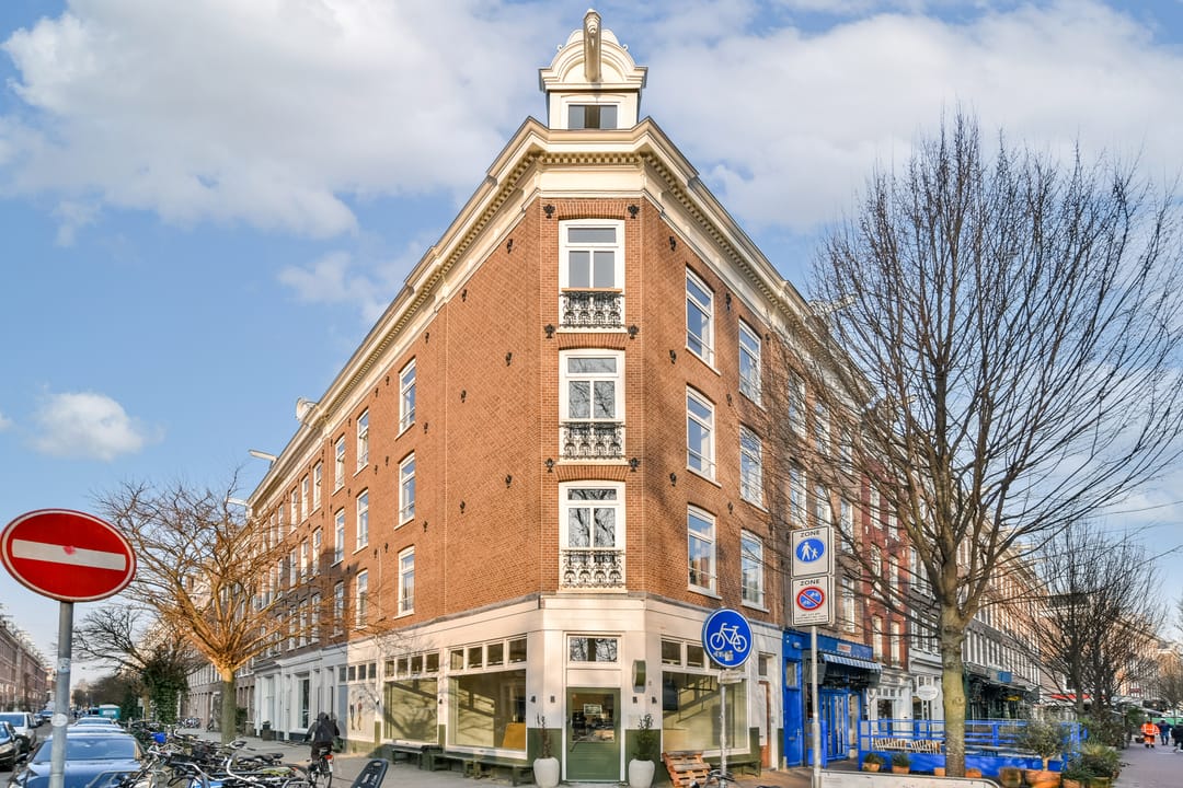 Foto 1 van Eerste Van der Helststraat 82-4