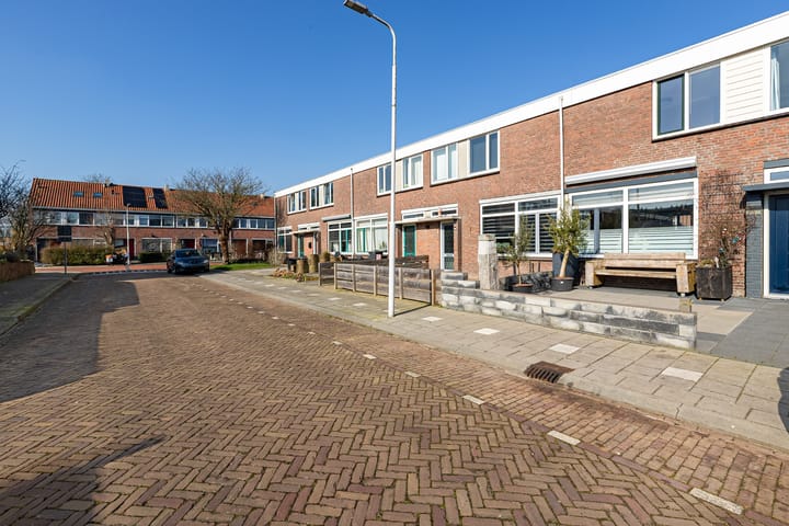 Foto 2 van Albardastraat 9