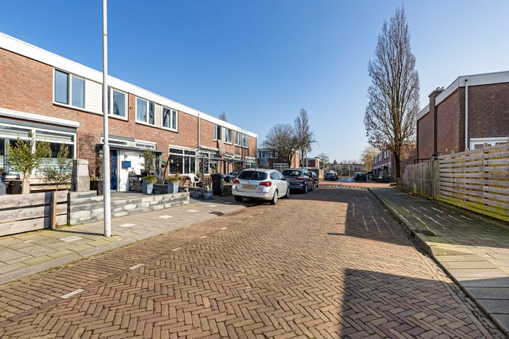 Foto 3 van Albardastraat 9